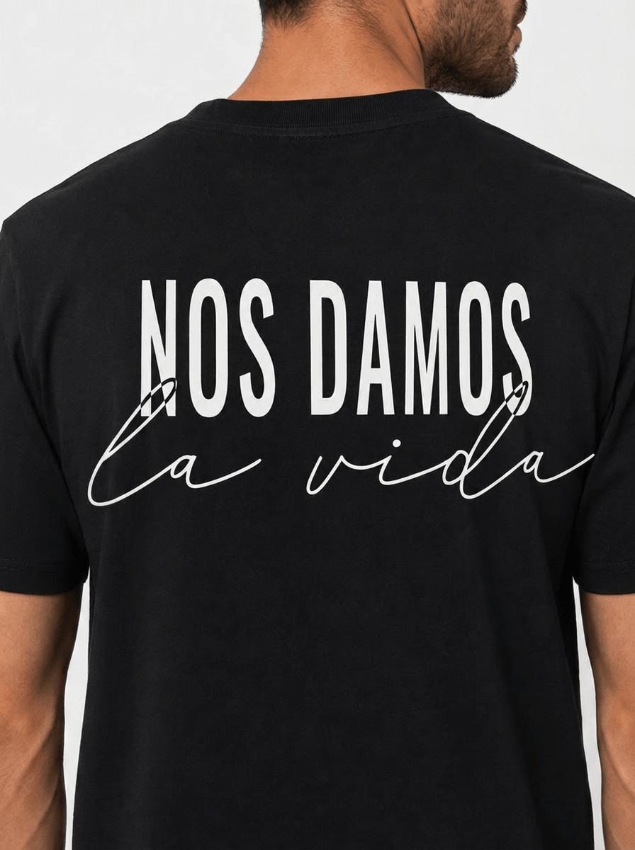Galván Real - Camiseta "Nos Damos La Vida" Unisex - D2fy - Direct To Fans - Galván Real