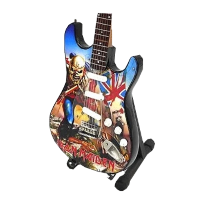 Music Legends - N6422 Mini Guitarra de Colección Ilustrada con Mascota y Bandera (Años 80) - Inspirada en Iron Maiden - D2fy - Direct To Fans - Music Legends